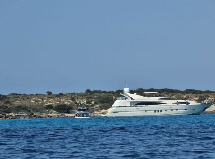 Yacht Pianosa Samp 0