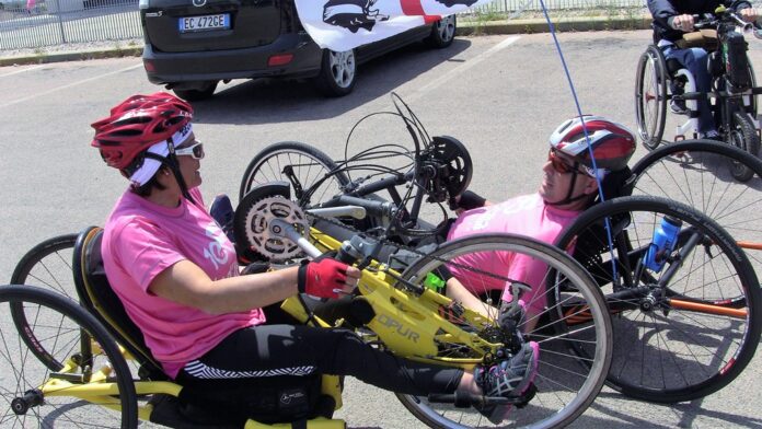Una manifestazione di handbike