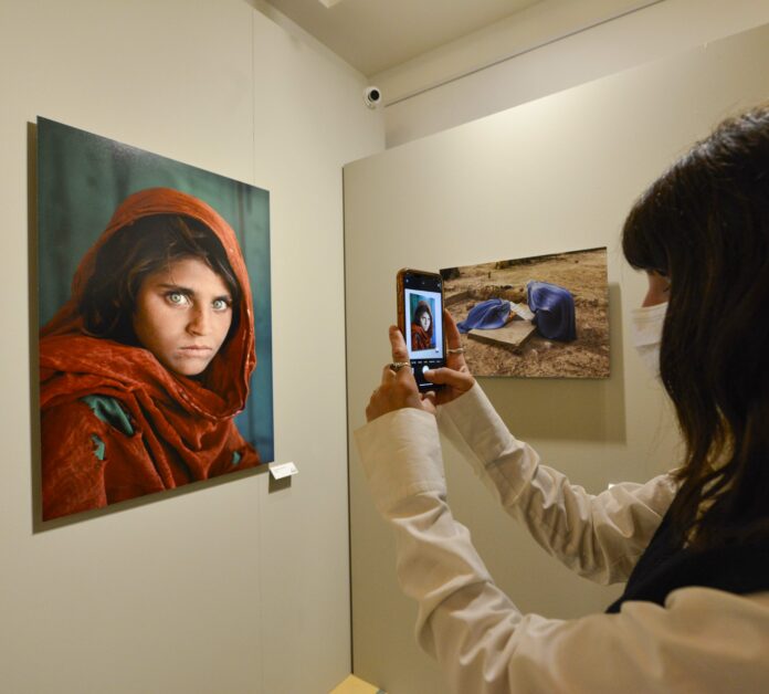 Ragazza afghana Mostra Steve McCurry_GRP6332