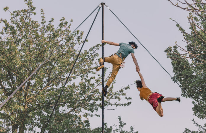 Circo-Carpa-Diem-1-foto-Sara-Cartelli