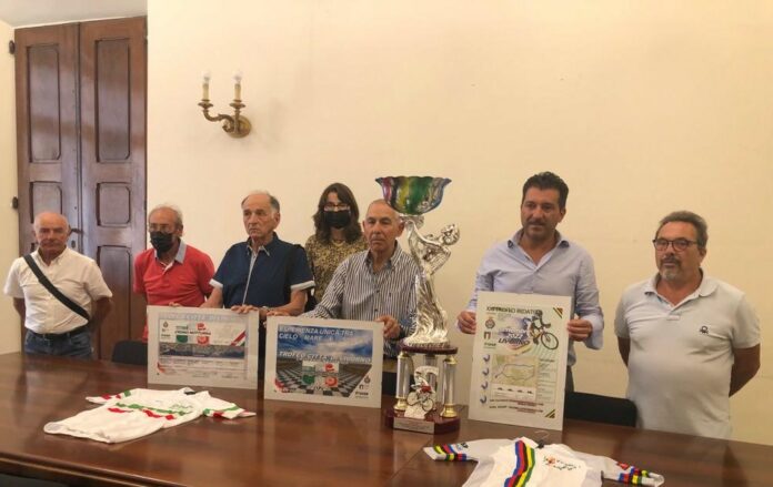 Da sn Roberto Marsiglia, Costanzo Silvano, Carlo Falaschi, Giovanna Cepparello, Roberto Fiaschi, Daniele Bartolozzi, Maurizio Petroni