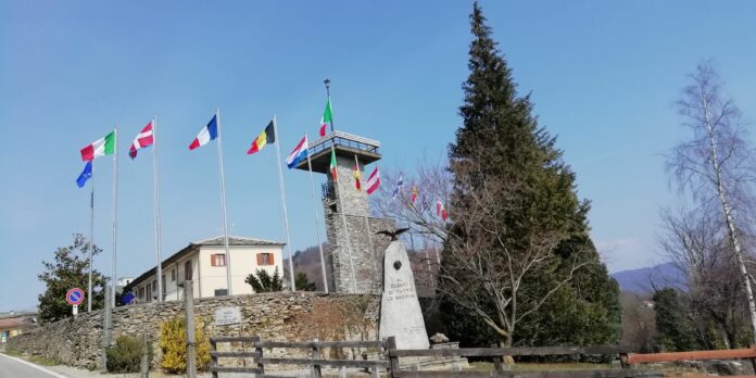 Faro_Libertà_Prarostino_2