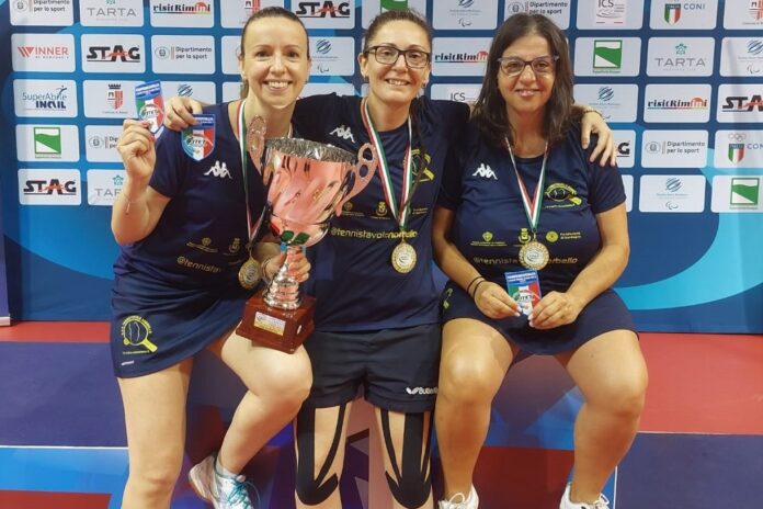 Il trio norbellese dopo aver vinto lo scudetto in A1 veterani femminile