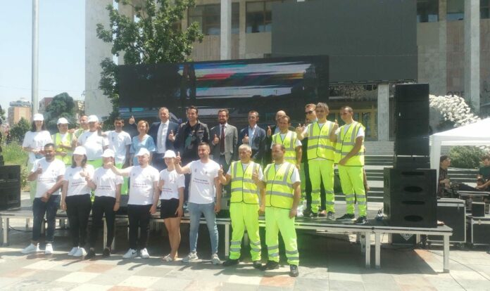 TIRANA NAVE SPAZIALE