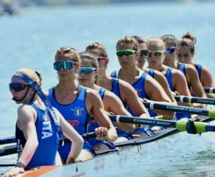 8+ LUCREZIA BAUDINO in barca