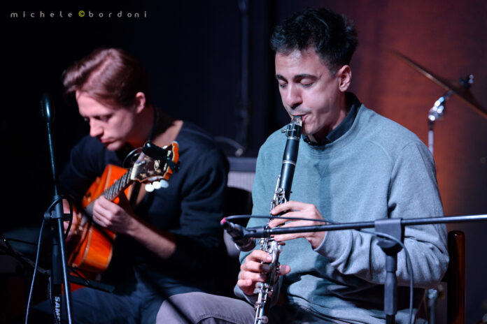 Foto Arturo Garra (clarinetto) e Yuri Biscaro (chitarra)