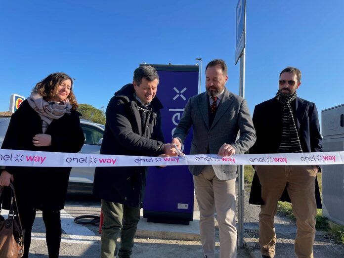 taglio nastro 1 Bucine