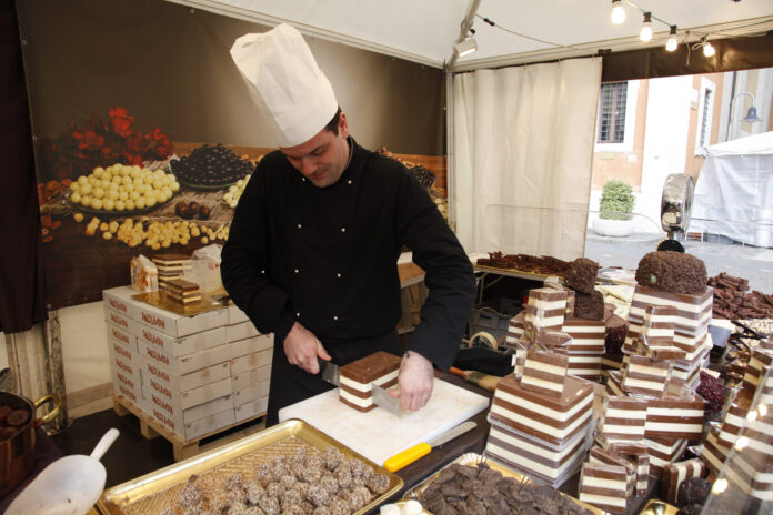2011 Art cioc Ravenna Piazza del popolo Festival della cioccolata