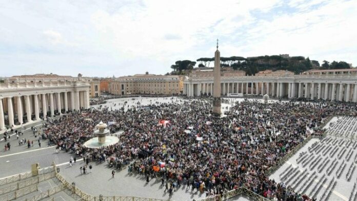 piazza san pietro papa francesco