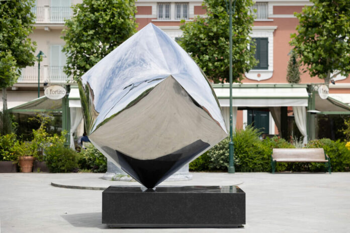 GUSTAVO-VELEZ_FORTE-DEI-MARMI-2a-1026x684