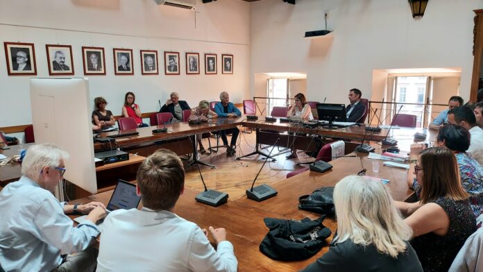 La presentazione delle iniziative in Commissione