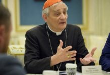 Il cardinal Zuppi in visita ai prigionieri russi a Leopoli: “La guerra finirà”