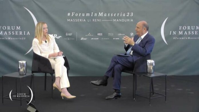 giorgia-meloni-al-forum-in-masseria-1848251