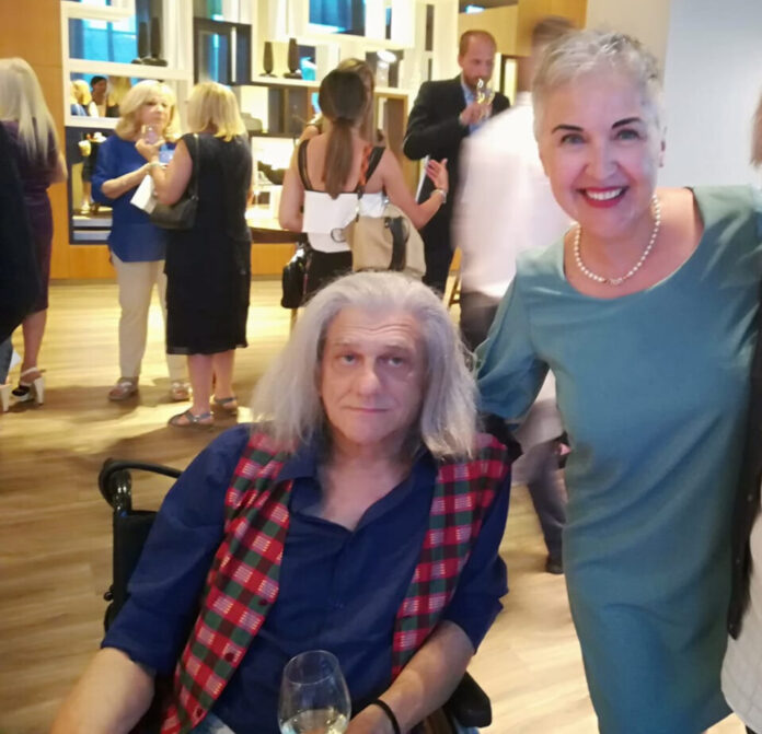 c07124cd-258a-4fcb-8314-2aee141b4d91