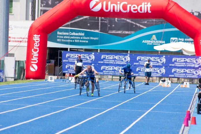Al centro Roberto Felicino Musiu con il race runner (Foto Massimo Bertolini)
