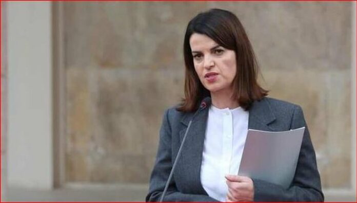 -900-0-1719327480xgdfhyijpg-299