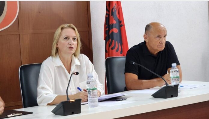 9b96b7c7-8e2d-4c59-9b1d-963e950b225c-1