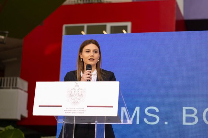 Bora-Muzhaqi-GMW-scaled