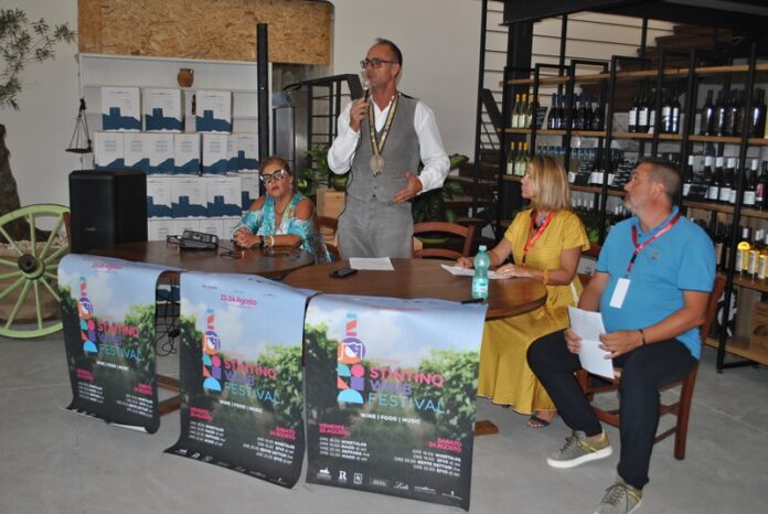 Il tavolo dei relatori