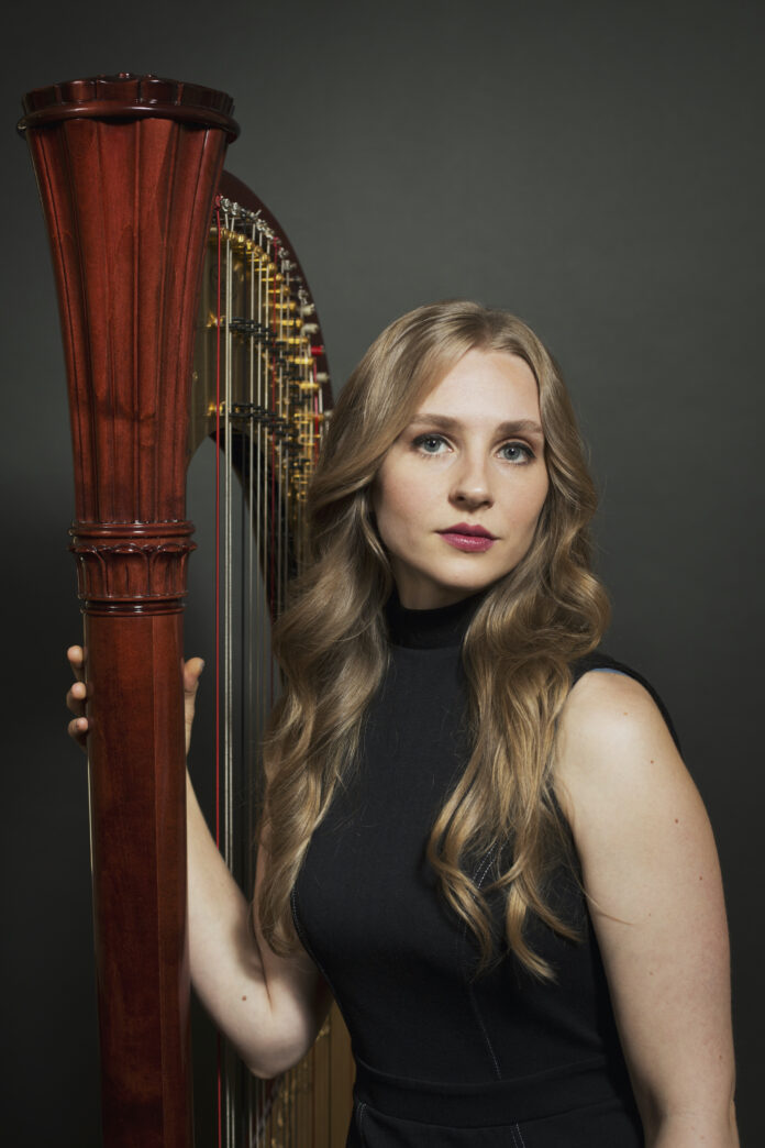 L'arpista svizzera Tjasha Gafner