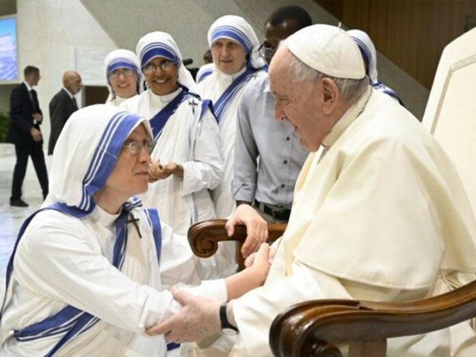 Papa-Francesco-a-premio-Madre-Teresa-la-beneficenza-e-buona-ma-e-pagana.-La-vicinanza-e-cristiana-la-carita-con-preghiera_articleimage