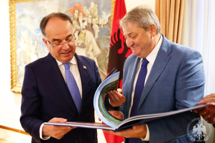 Polish_20240826_140832393