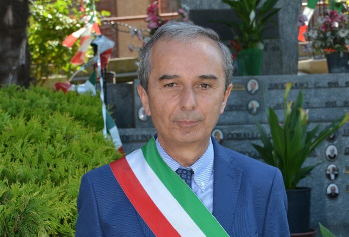 GIANNI_FOGLIATO_CON_FASCIA_BELLA__copia