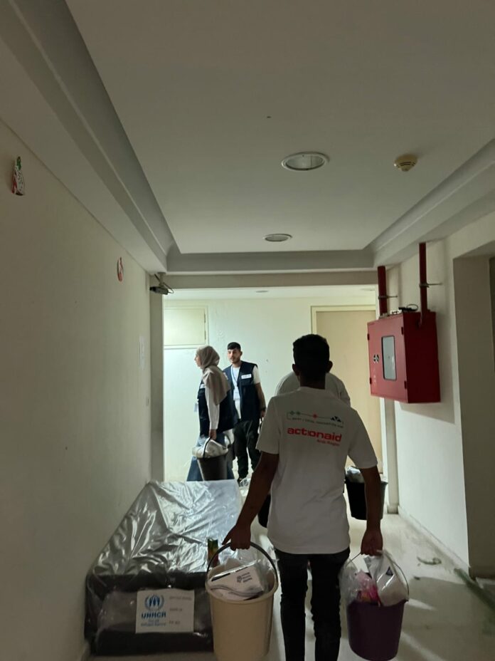 Giovani membri del Global Platform Yard a Tripoli, Libano