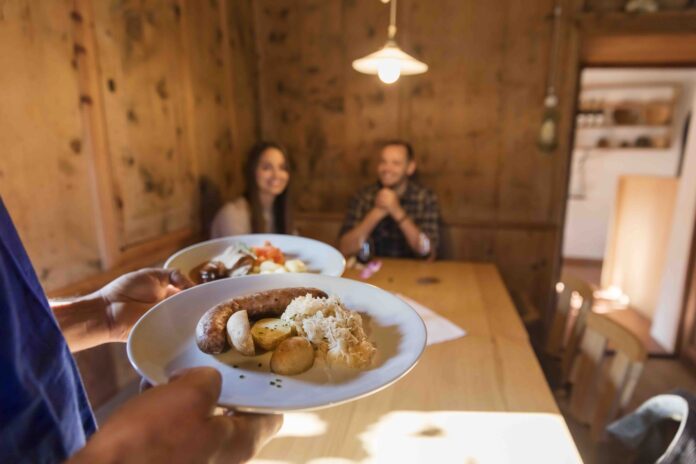 062burgerh_AHO8956_8