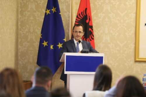 467406785_1216059676594081_9129107832706870902_n-696x464