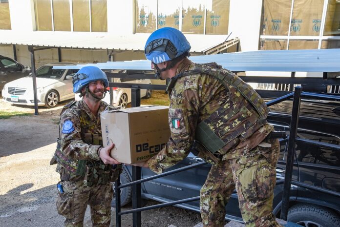 aiuti esercito italiano