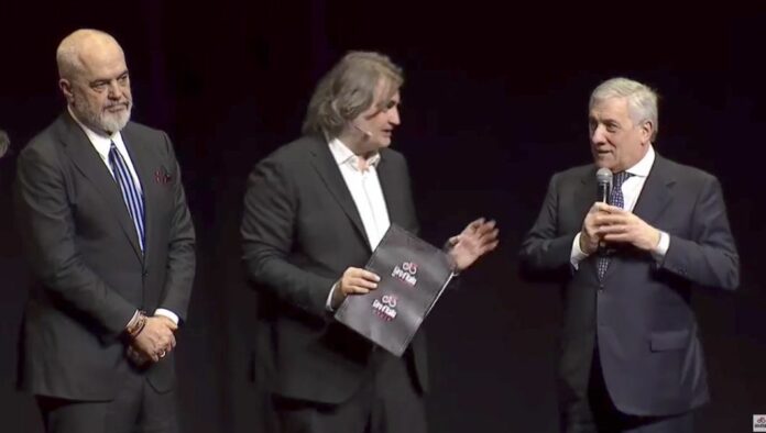 Screenshot_20250113-212811