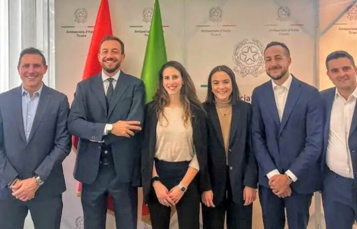 img_1_1736219982759~2