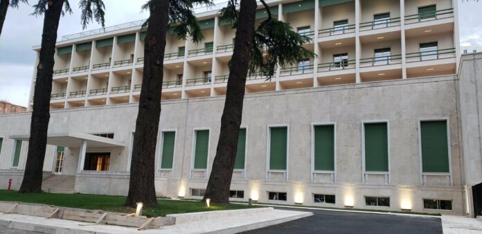 75432DC2-E798-4693-9983-31BE73EF094A