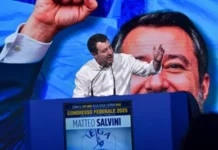 Salvini, di professione Congratulatore