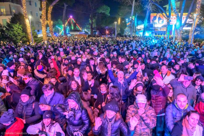 Capodanno 2025 a Riccione la festa in piazza e i fuochi. 31 dicembre 2024 1 gennaio 2025 (1)