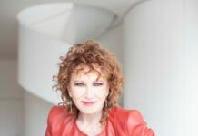 FIORELLA MANNOIA: LA VECCHIAIA NON ESISTE, VOGLIO CONTINUARE A GIOCARE