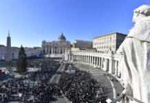 Il Papa: preghiamo per le famiglie vittime della guerra, il potere non soffochi l’amore