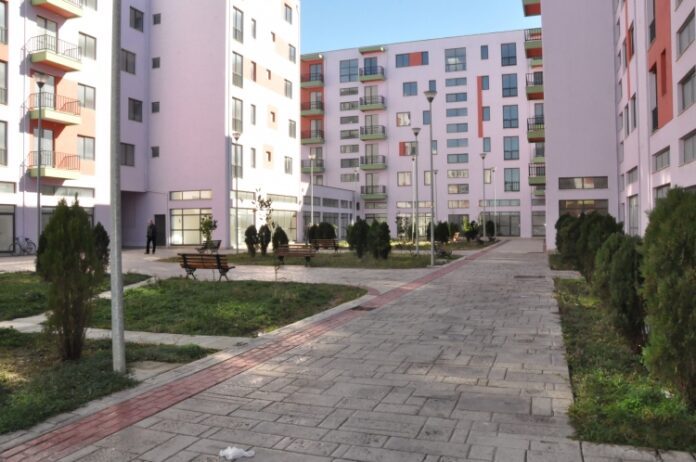 fd2f31d75108b546ade7435f89040d43_L