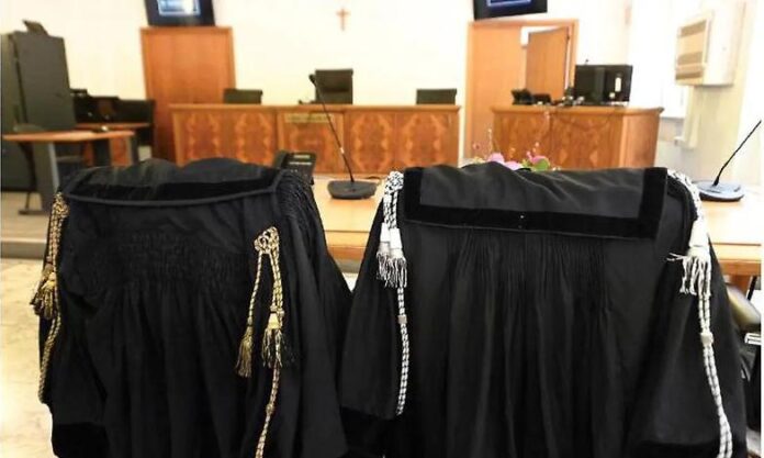 1765726686613.webp--