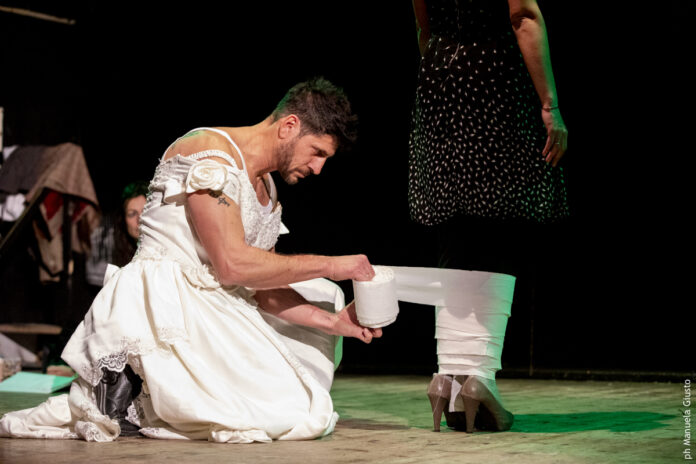 Le-mammelle-di-Tiresia-foto-Manuela-Giusto