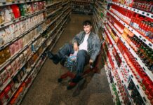 SANTACHIARA PRESENTA “MINIMARKET”