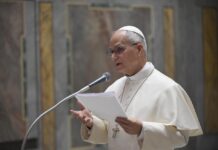 Il Papa: i leader delle nazioni abbandonino i progetti di morte e rinuncino alle armi