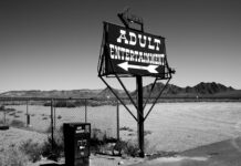 LUNGO LE STRADE BLU: ALONG THE BLUE HIGHWAYS