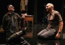 Per la prima europea di Note to a Friend il regista Fabio Cherstich tinge di giallo l’opera di David Lang