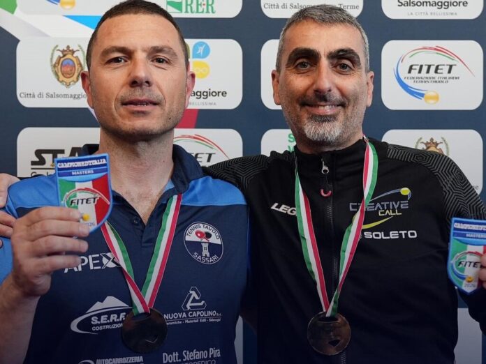 a sx Tonino Pinna oro nel doppio maschile 50-60