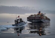 Teheran rivendica il controllo su Hormuz: “Lo Stretto è nostro e non lo cederemo mai
