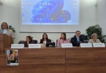 Donna vittima di violenza chiede aiuto in farmacia, si salva e oggi è protetta e lavora in una farmacia: il racconto della sua storia