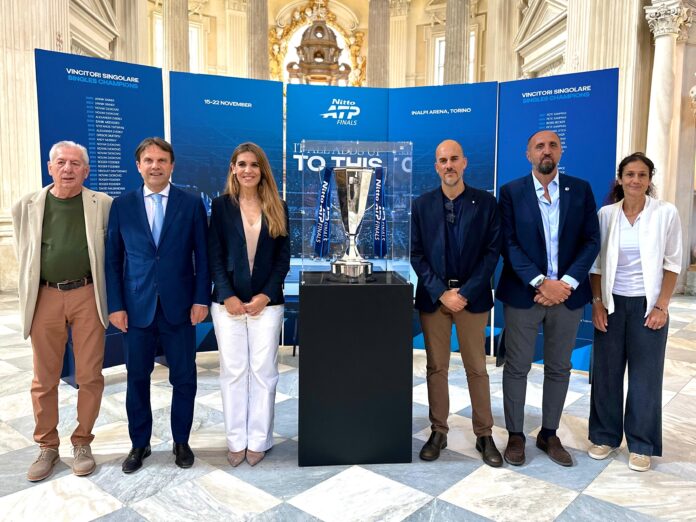 Foto di gruppo con il Trofeo delle Nitto ATP Finals_ Cappella di Sant'Uberto_Venaria Reale