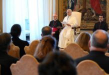 Il Papa: investire nell’istruzione di poveri e migranti per favorire l’integrazione